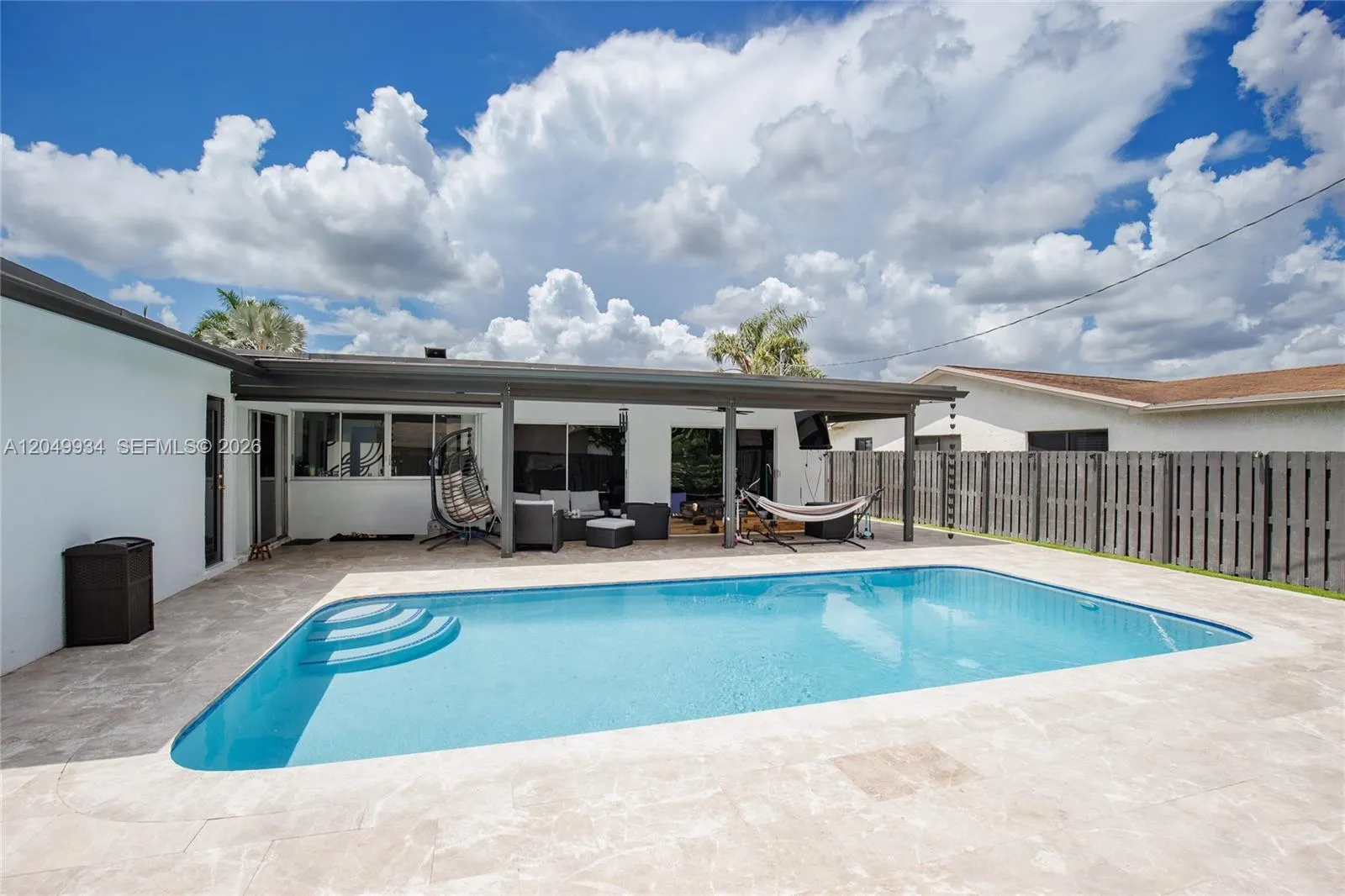Foto de propiedad en 12021 NW 29th Place 0, Sunrise, FL 33323 Sunrise con MLS# 