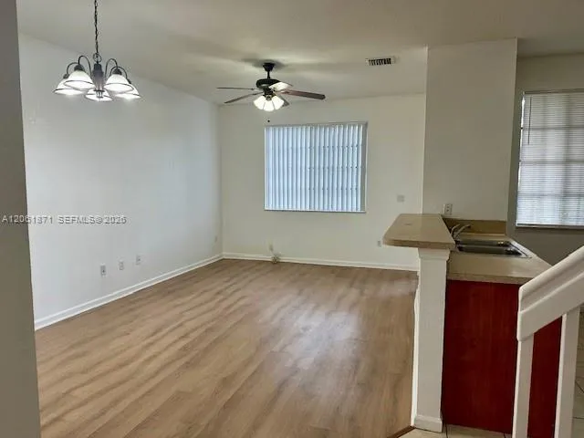 Foto de propiedad en 1203 Abaco Lane, Riviera Beach, FL 33404 Riviera Beach con MLS# 