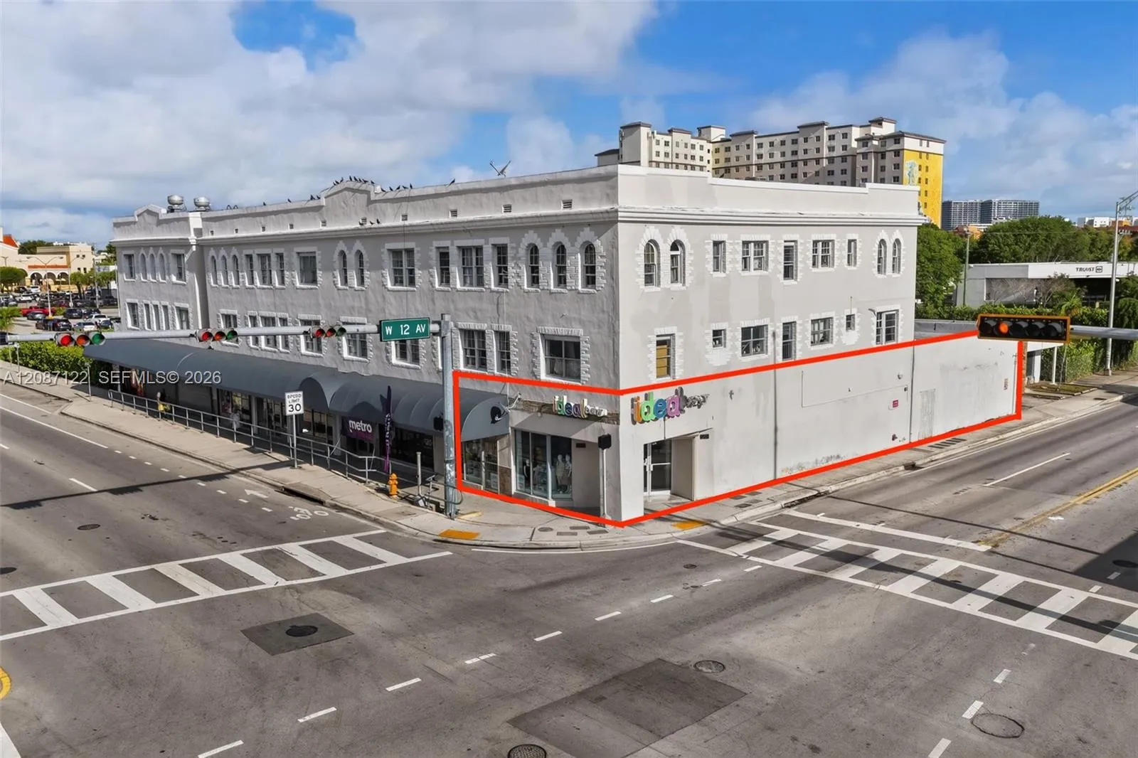 Foto de propiedad en 1203 W Flagler Street, FL 33135  con MLS# 