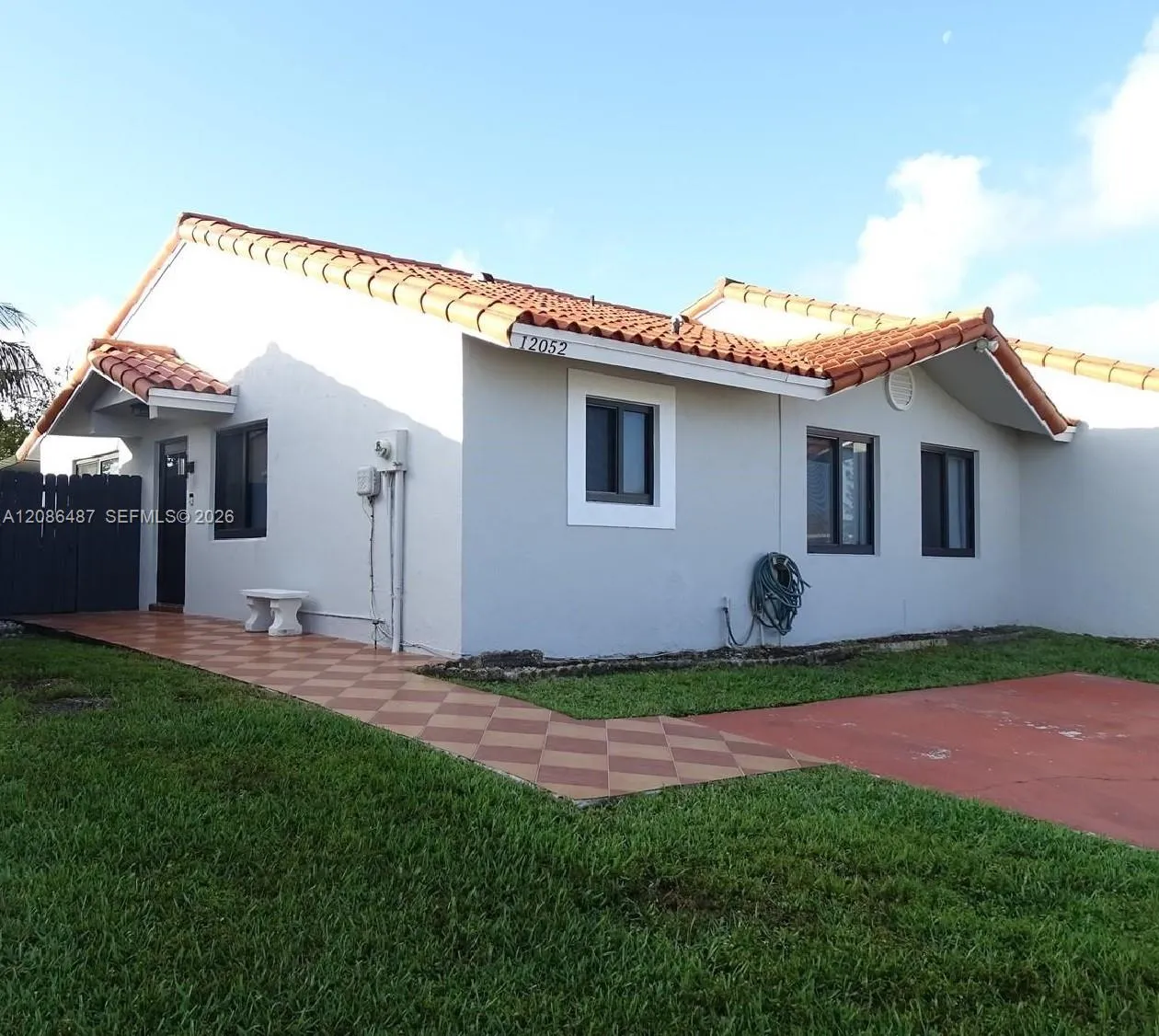 En Renta 12052 SW 208th Terrace 12052, Miami, FL 33177, Miami, FL 33177