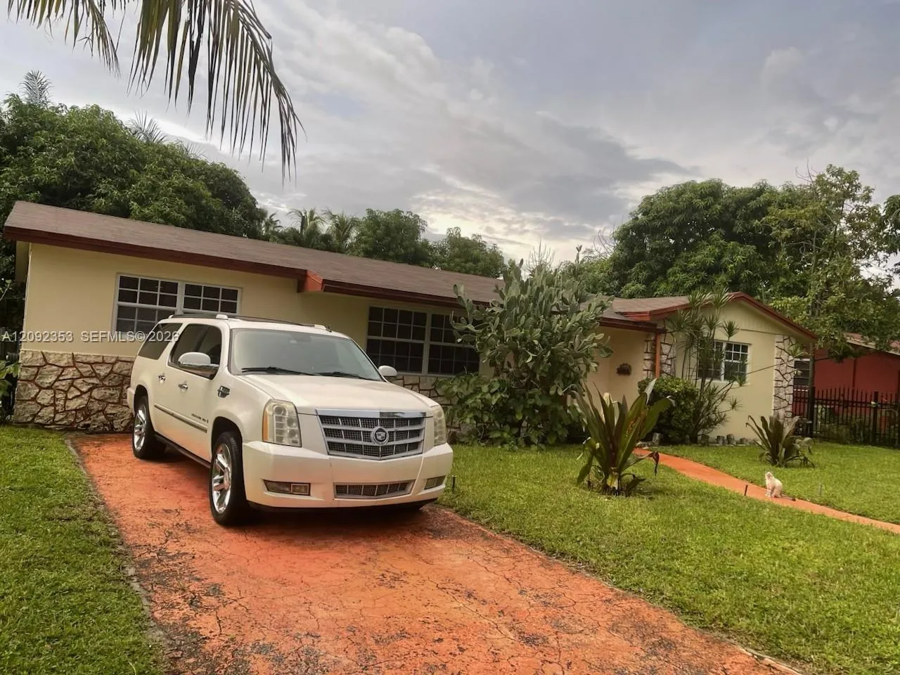 En Venta 121 NE 173rd Street, Miami, FL 33162, Miami, FL 33162