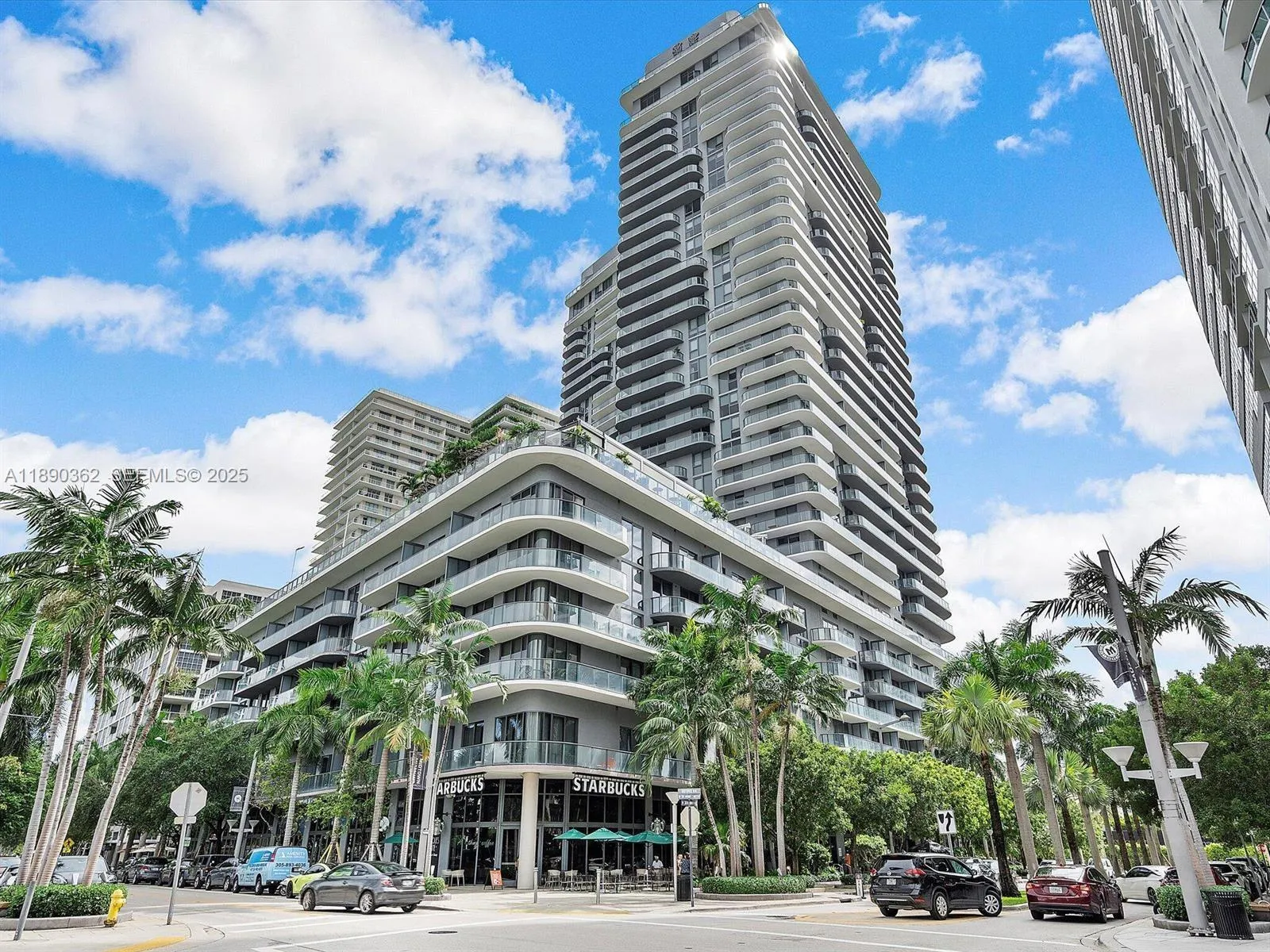 Foto de propiedad en 121 NE 34th Street 1610, Miami, FL 33137 Miami con MLS# 