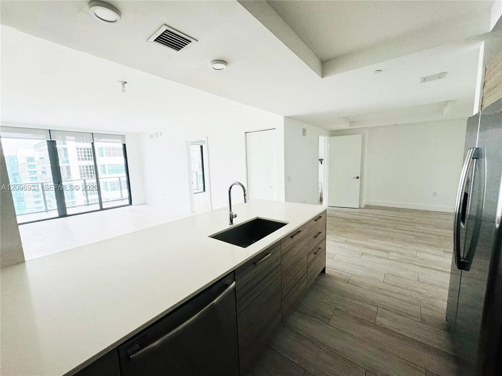 En Renta 121 NE 34th Street 2302, Miami, FL 33137, Miami, FL 33137