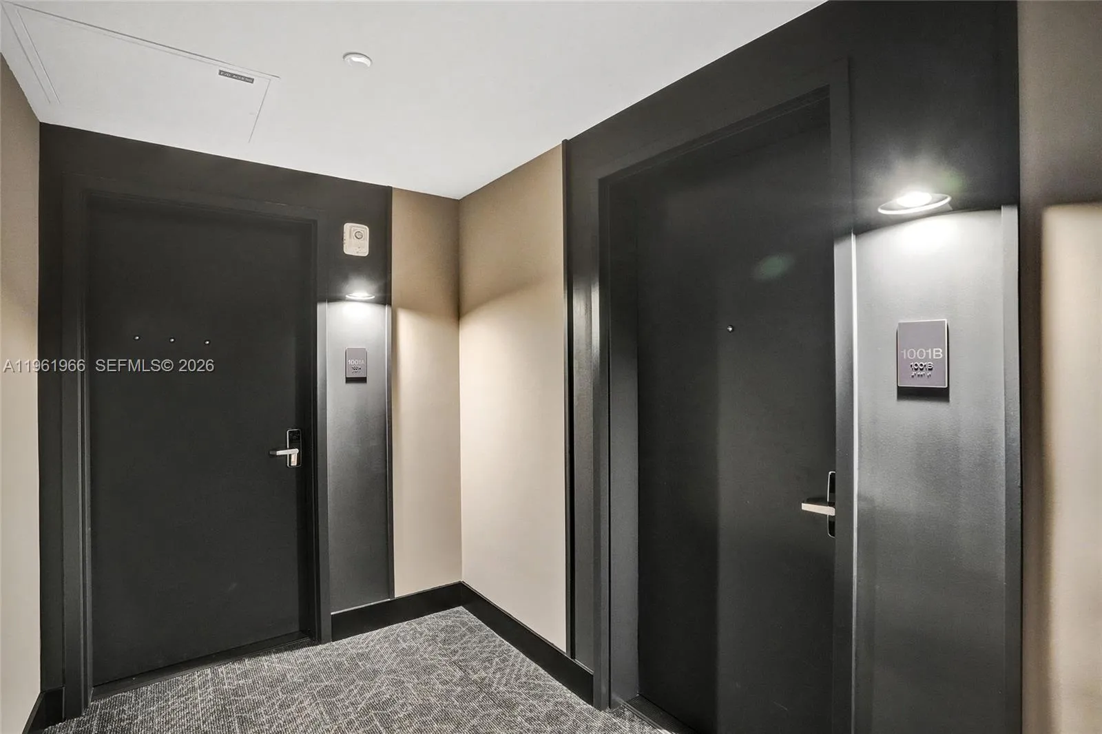 Foto de propiedad en 121 NE 5th Street 1001B, Miami, FL 33132 Miami con MLS# 