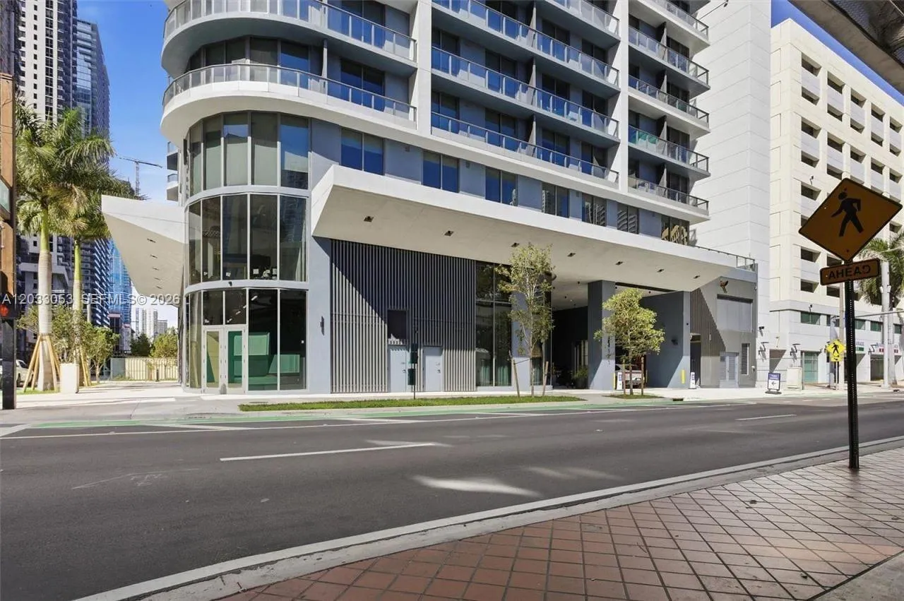 Foto de propiedad en 121 NE 5th Street 2401, Miami, FL 33132 Miami con MLS# 