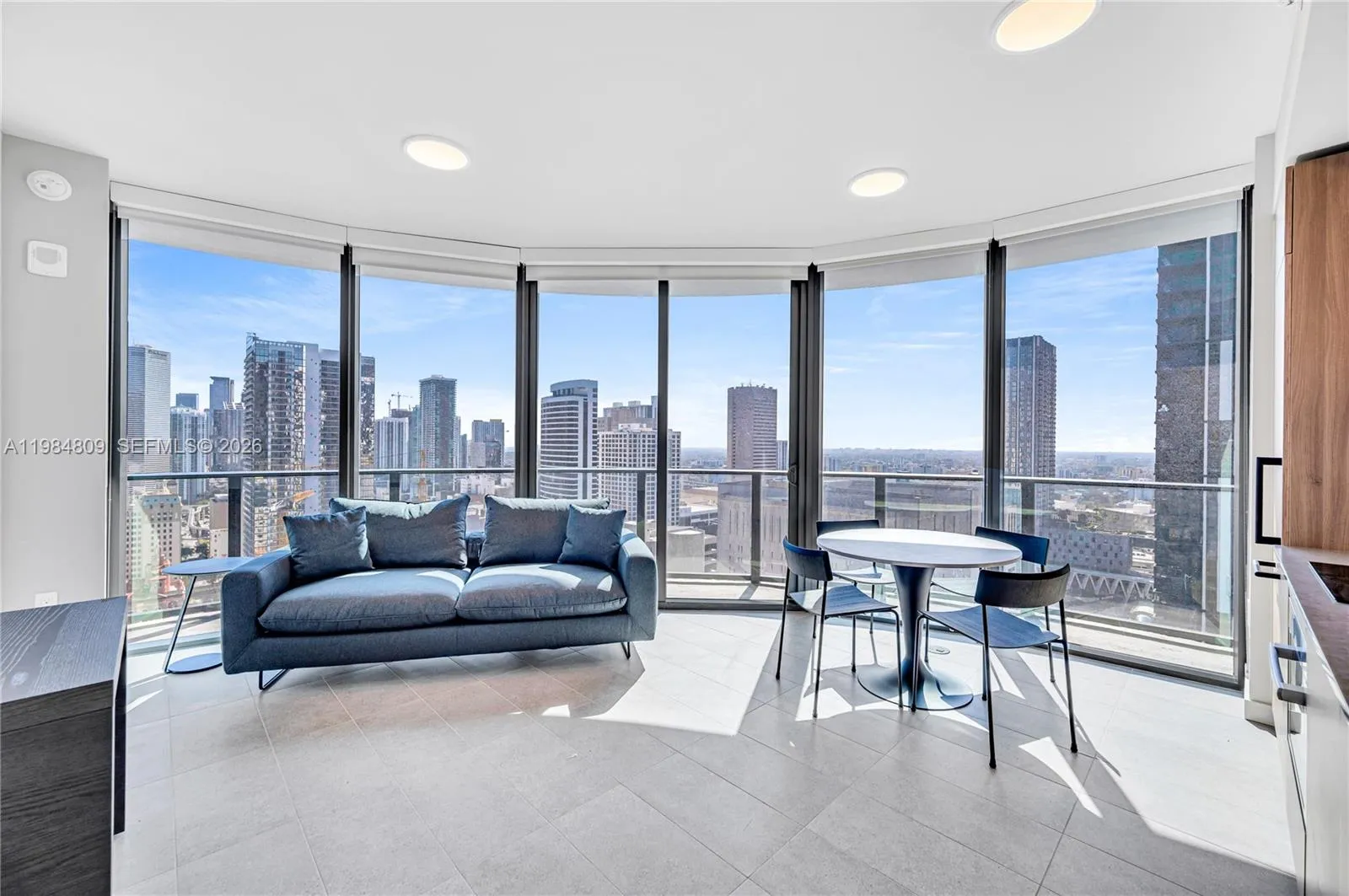 Foto de propiedad en 121 NE 5th Street 3005, Miami, FL 33130 Miami con MLS# 