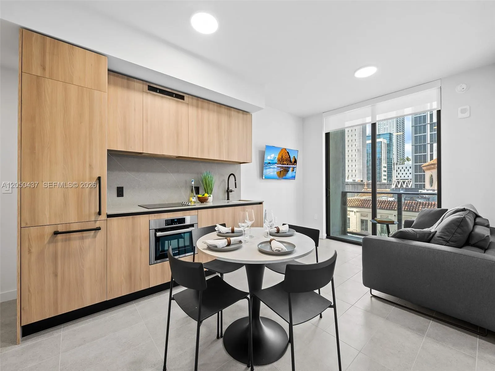 Foto de propiedad en 121 NE 5th Street 3706, Miami, FL 33132 Miami con MLS# 