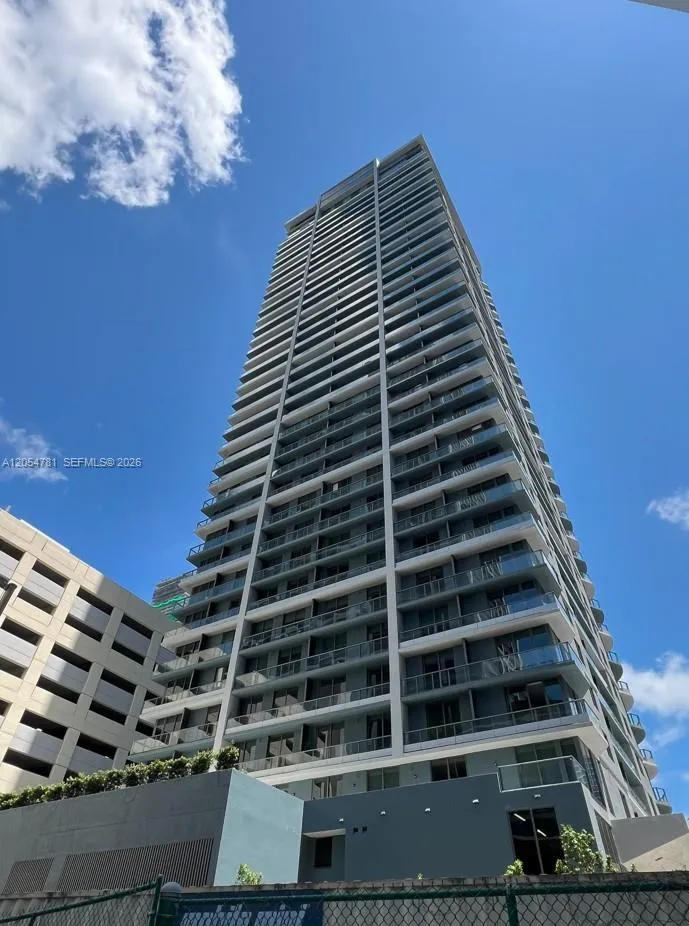 Foto de propiedad en 121 NE 5th Street 3710, Miami, FL 33132 Miami con MLS# 