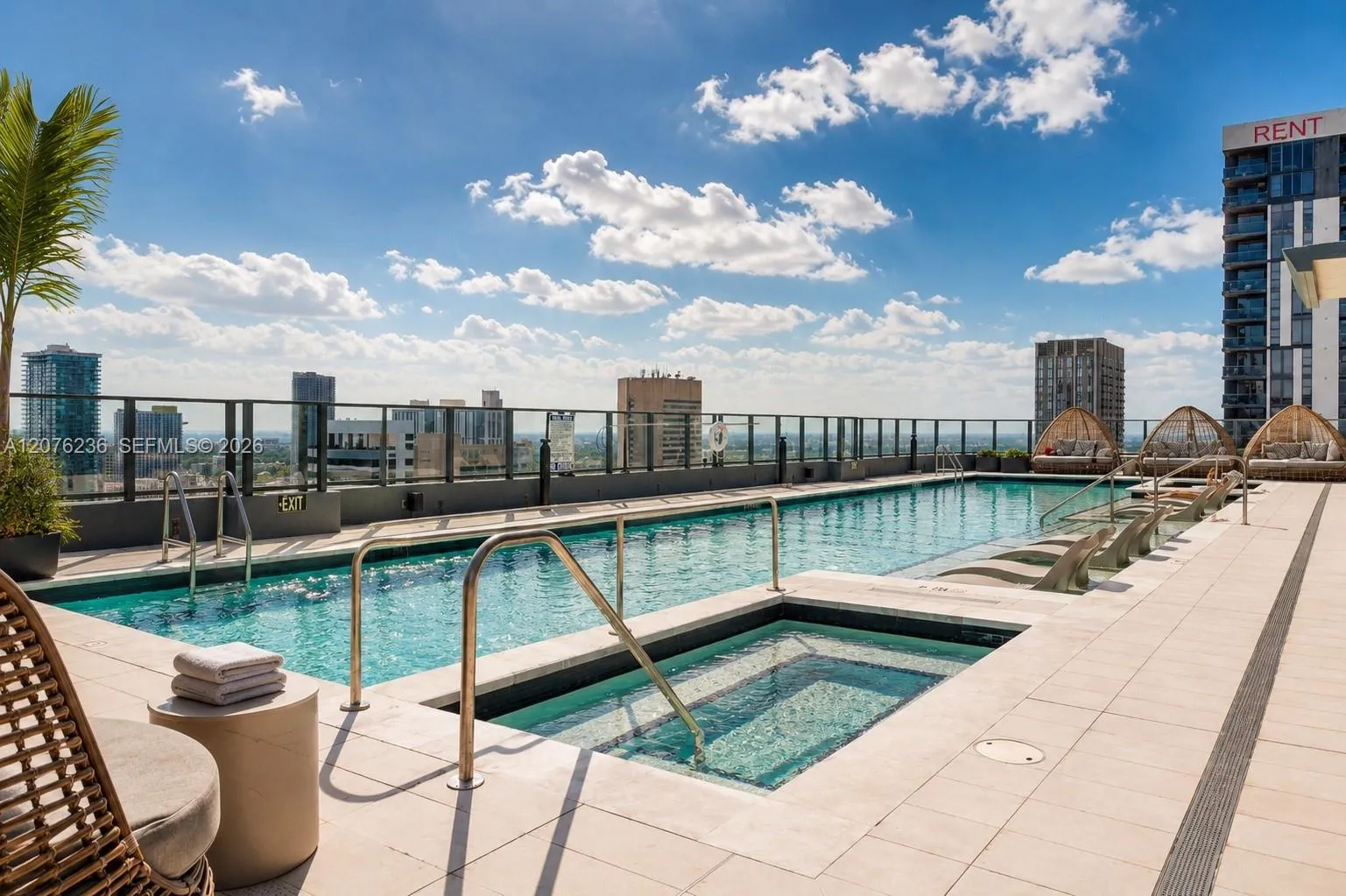 Foto de propiedad en 121 NE 5th Street 3712, Miami, FL 33132 Miami con MLS#