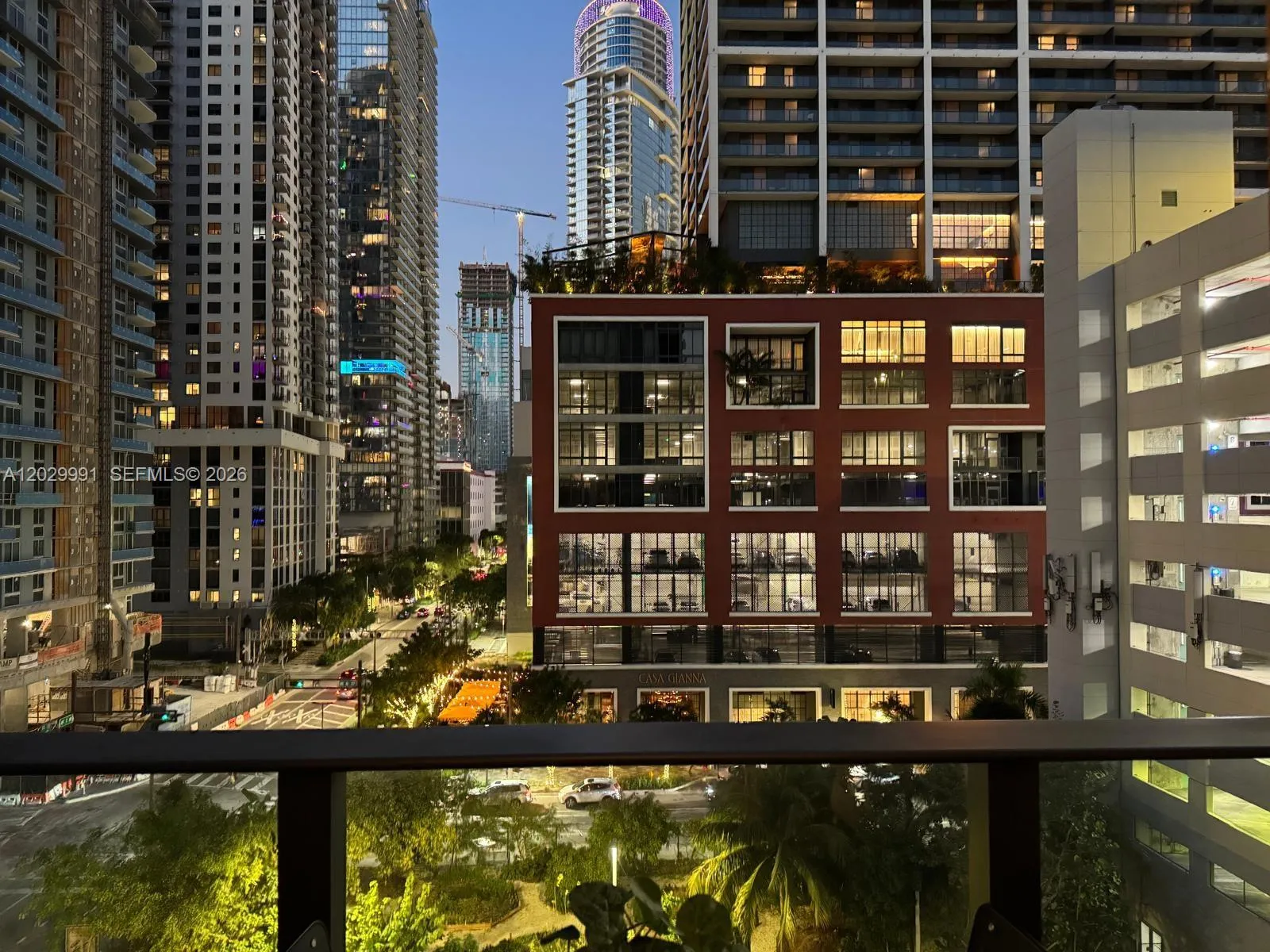 Foto de propiedad en 121 NE 5th Street 711, Miami, FL 33132 Miami con MLS# 