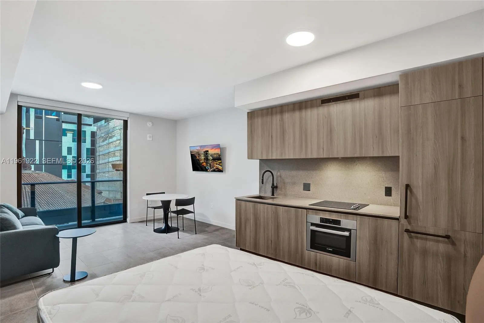 Foto de propiedad en 121 NE 5th Street 807, Miami, FL 33132 Miami con MLS# 