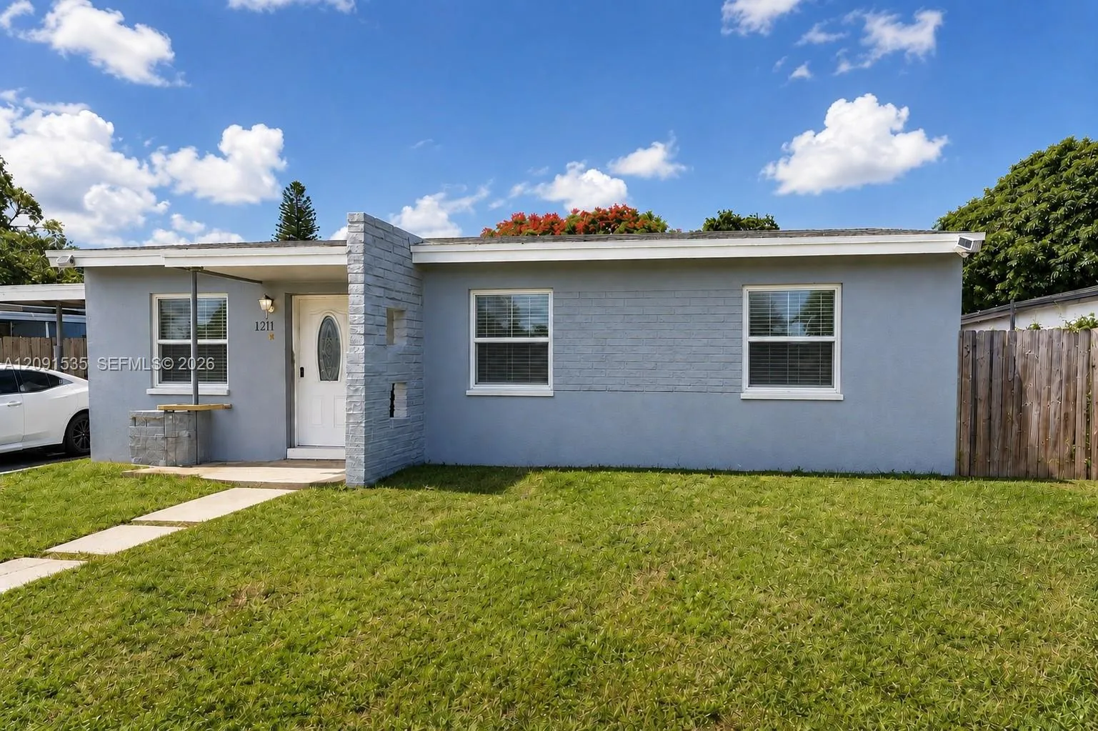 En Venta 1211 Kasim Street, Opa-Locka, FL 33054, Opa-Locka, FL 33054
