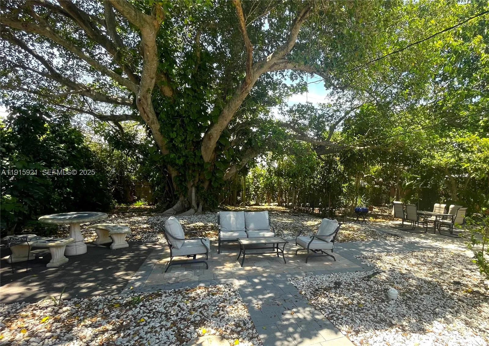 Foto de propiedad en 1211 NE 15th Avenue 1, Fort Lauderdale, FL 33304 Fort Lauderdale con MLS# 