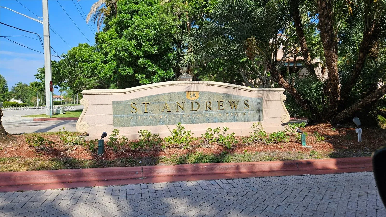Foto de propiedad en 12112 Saint Andrews Place 309, Miramar, FL 33025 Miramar con MLS# 