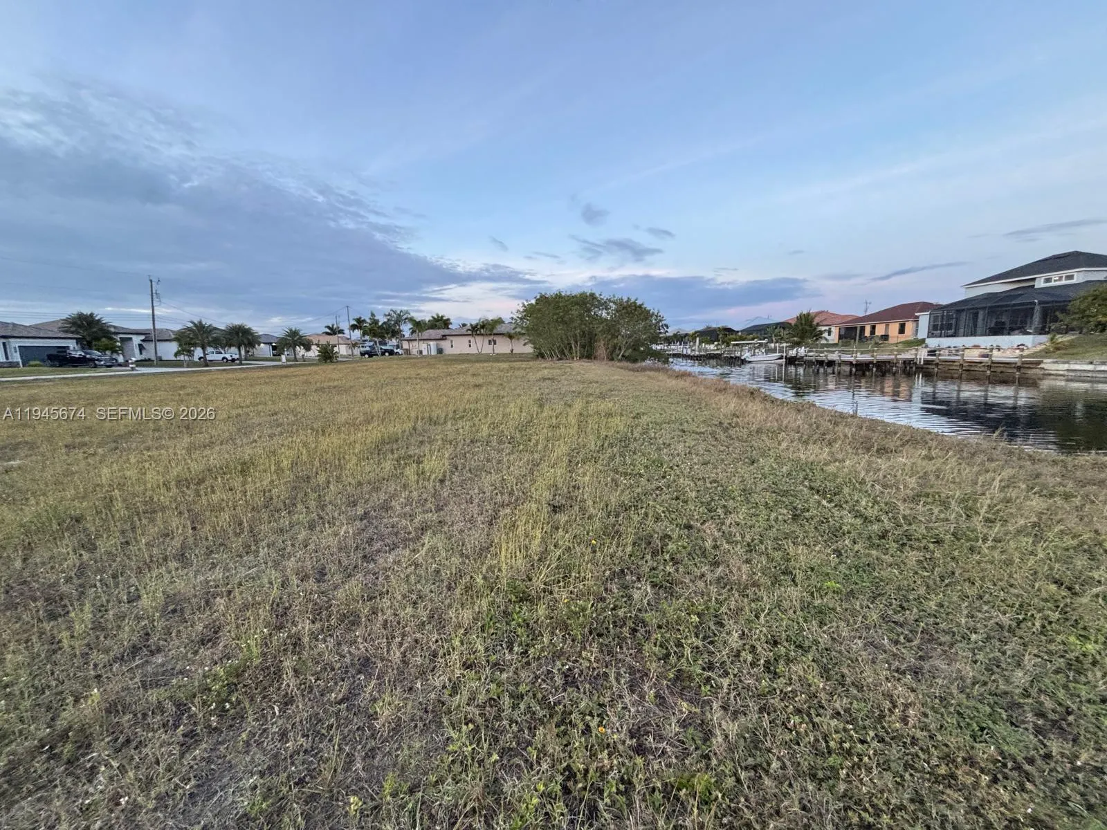 En Venta 1213 NW 39th Avenue, Cape Coral, FL 33993, Cape Coral, FL 33993