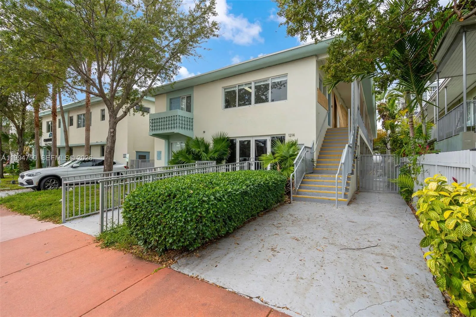 Foto de propiedad en 1214 Alton Road, Miami Beach, FL 33139 Miami Beach con MLS# 
