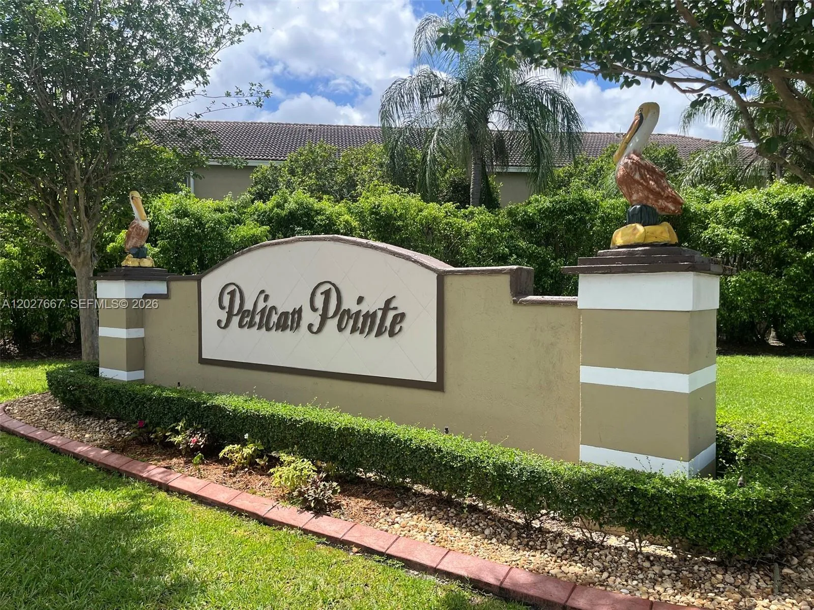 Foto de propiedad en 12148 SW 4th Street 12148, Pembroke Pines, FL 33025 Pembroke Pines con MLS# 