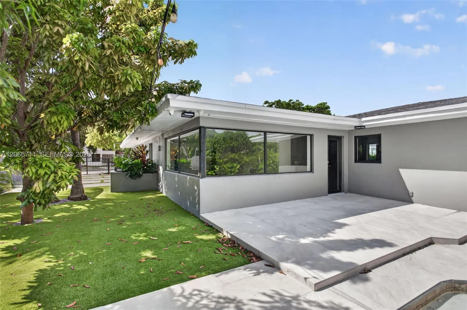 En Renta 1215 NE 110th Street, Miami, FL 33161, Miami, FL 33161