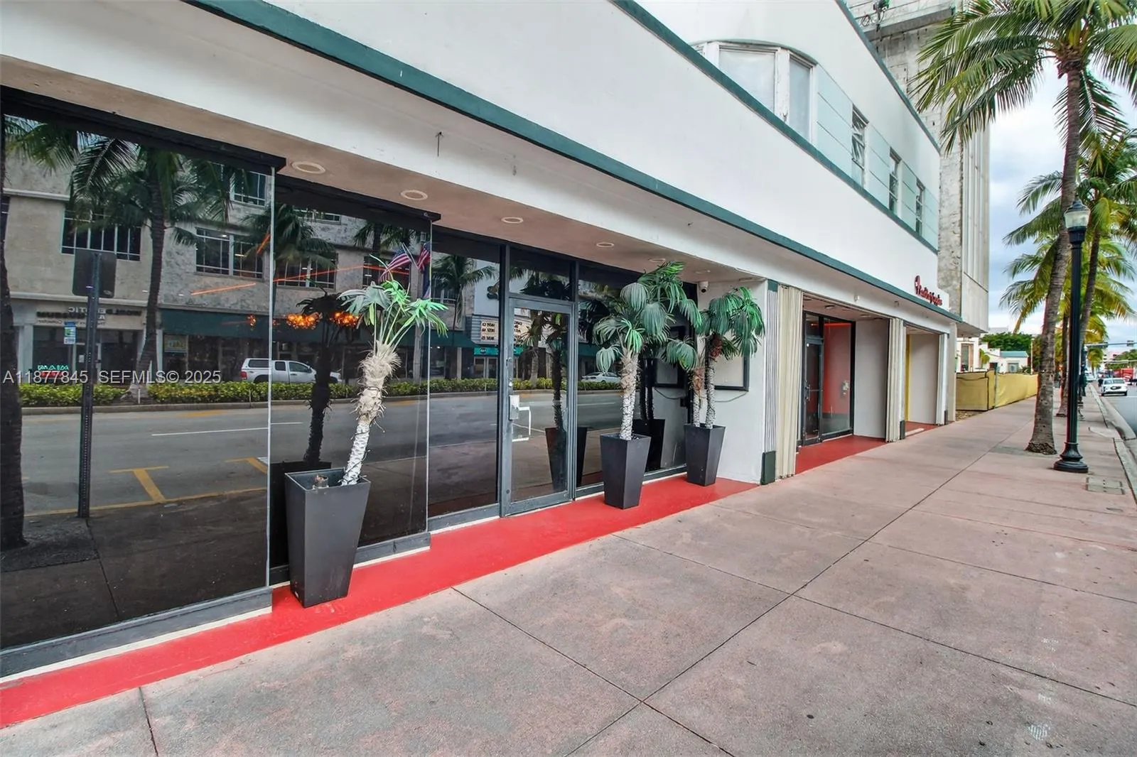 Foto de propiedad en 1216 Washington Avenue, Miami Beach, FL 33139 Miami Beach con MLS# 