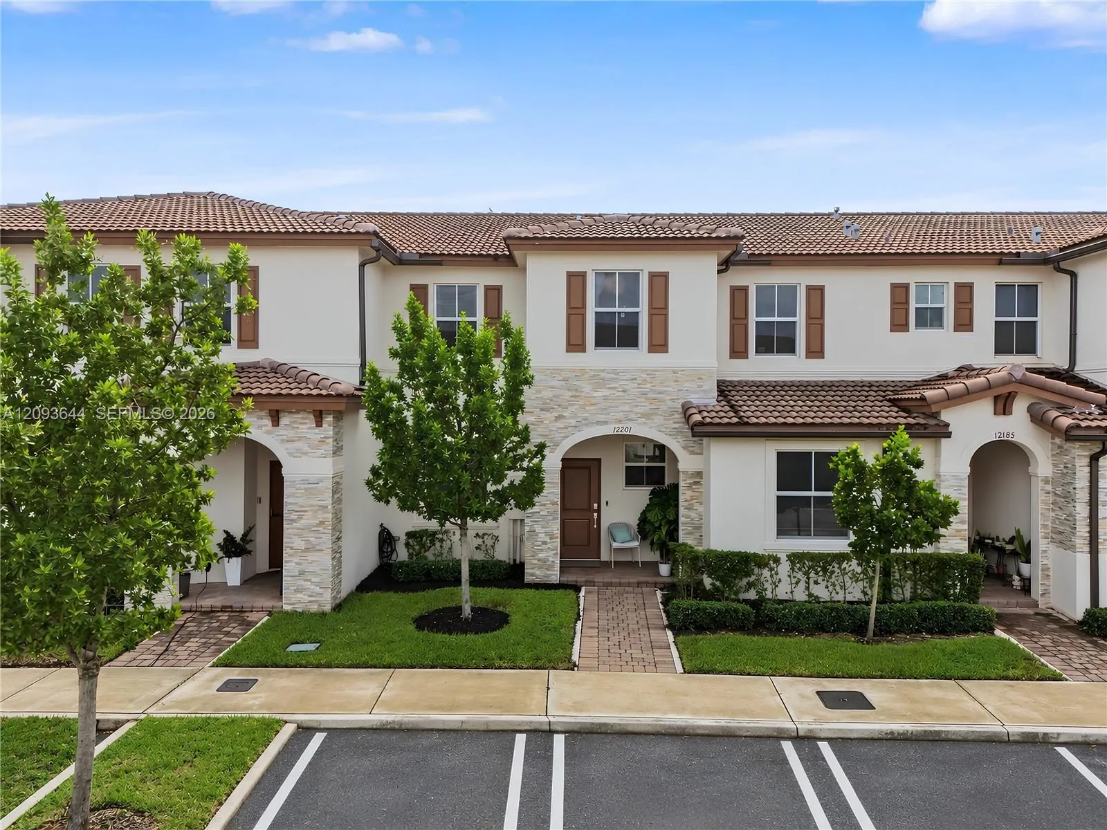 En Venta 12201 NW 23rd Court, Miami, FL 33167, Miami, FL 33167