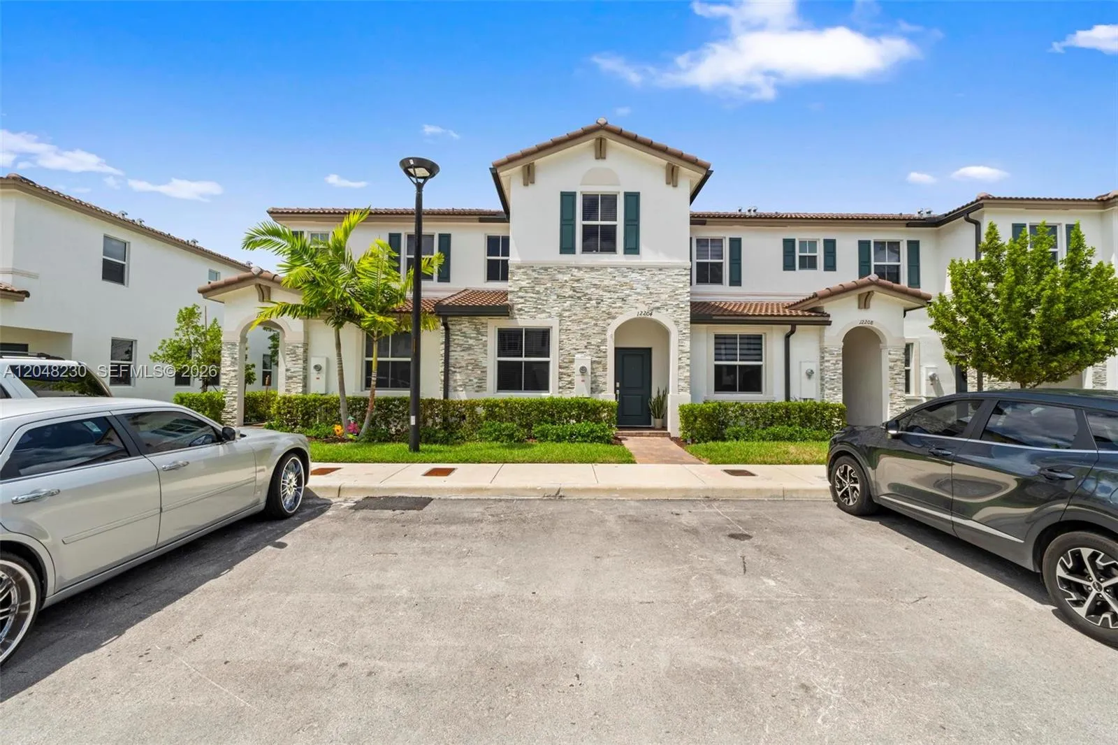 Foto de propiedad en 12204 NW 23rd Court, Miami, FL 33167 Miami con MLS# 