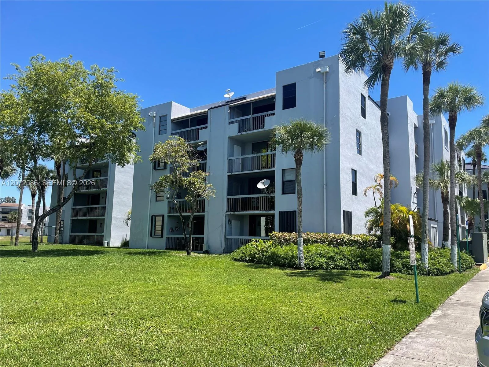 En Renta 12209 SW 14th Lane 1311, Miami, FL 33184, Miami, FL 33184