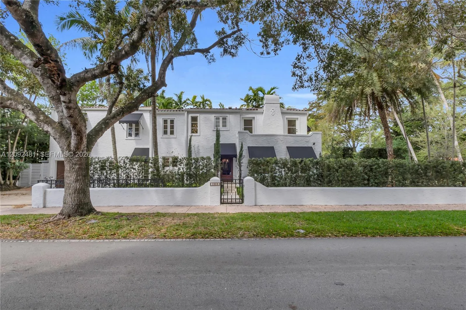 En Venta 1222 Cortez Street, Coral Gables, FL 33134, Coral Gables, FL 33134