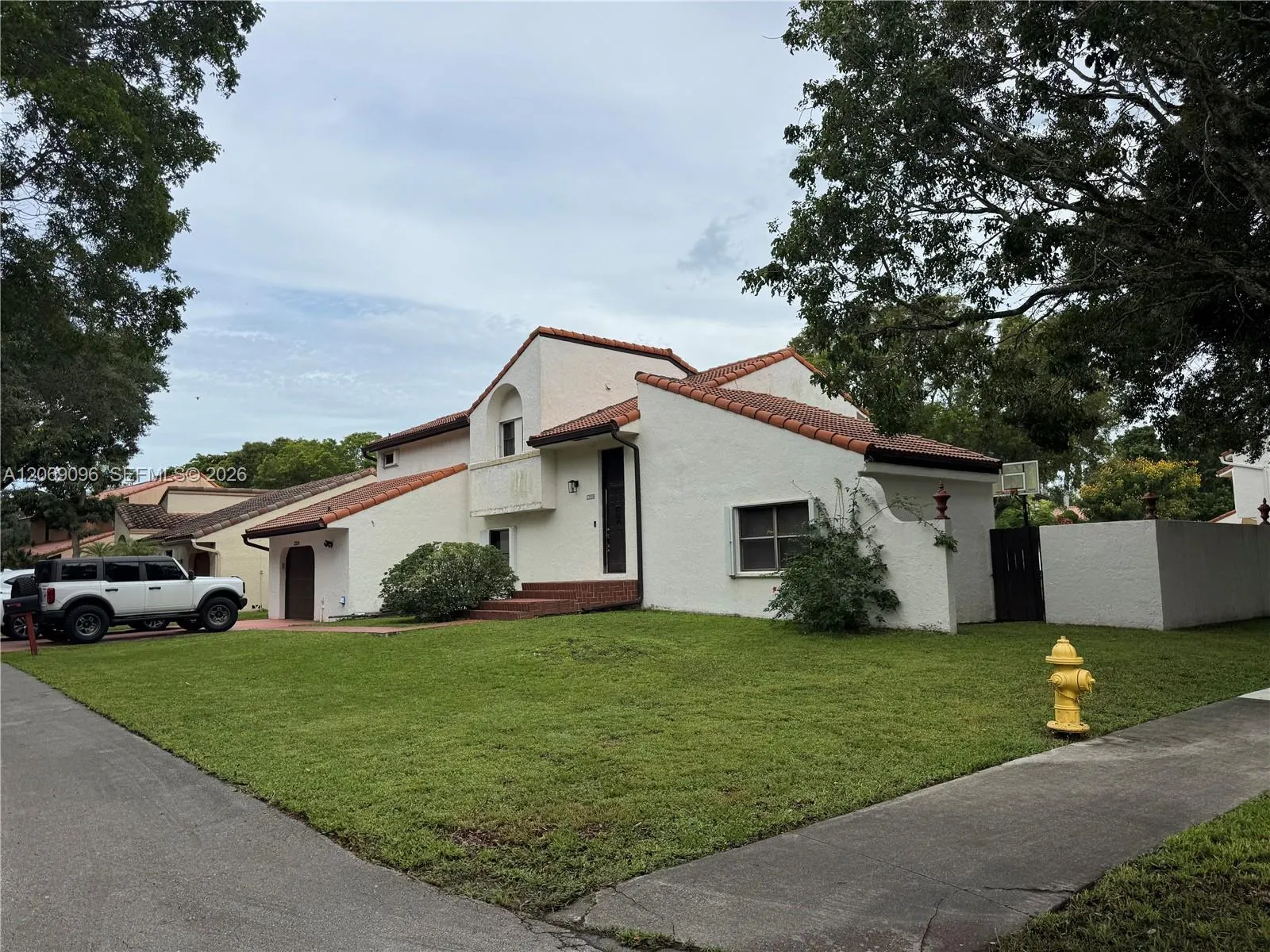 Foto de propiedad en 12220 Croton Way, Cooper City, FL 33026 Cooper City con MLS# 