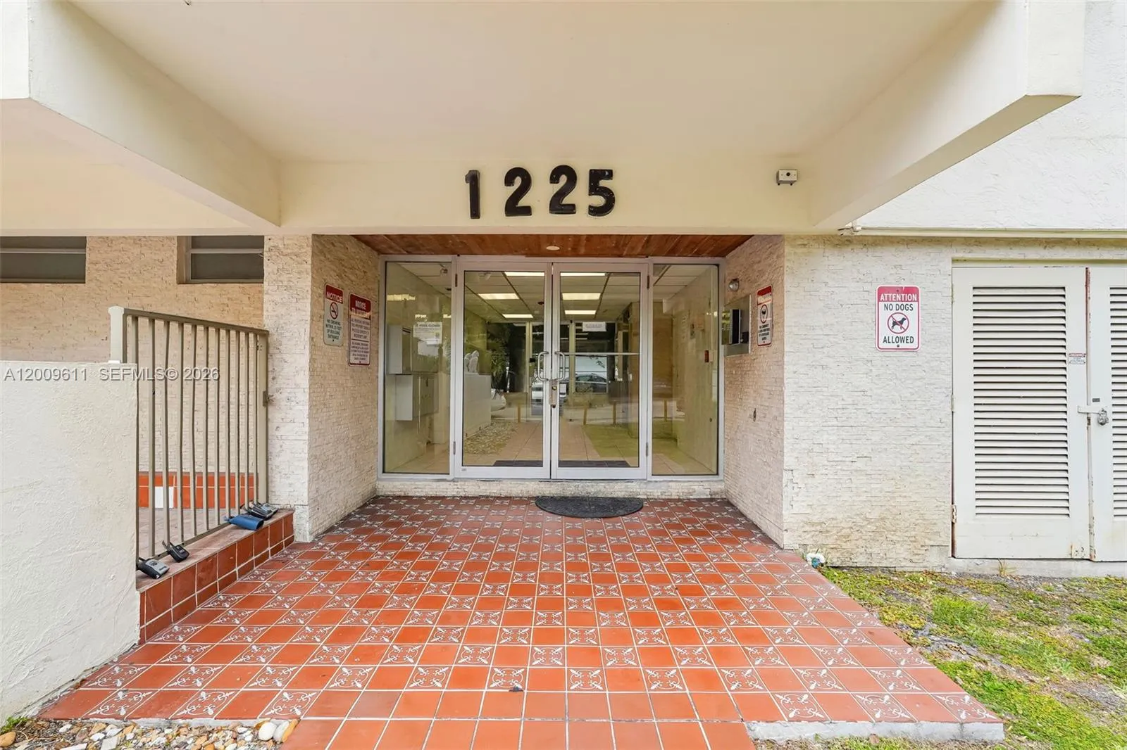 En Venta 1225 NE 124th Street 49C, North Miami, FL 33161, North Miami, FL 33161