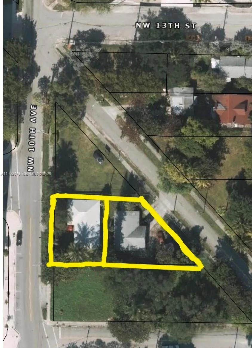 En Venta 1226 NW 11th St Road, Miami, FL 33136, Miami, FL 33136