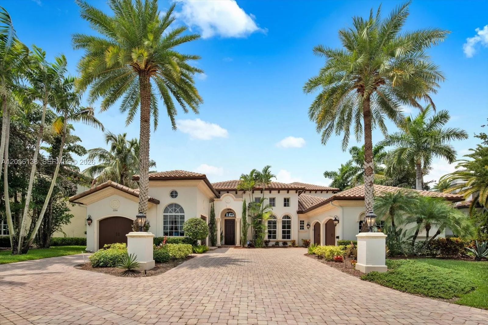 Foto de propiedad en 12260 NW 68th Court, Parkland, FL 33076 Parkland con MLS# 