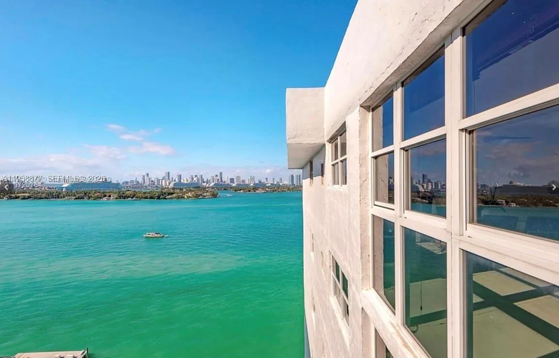 Foto de propiedad en 1228 West Avenue 1415, Miami Beach, FL 33139 Miami Beach con MLS# 