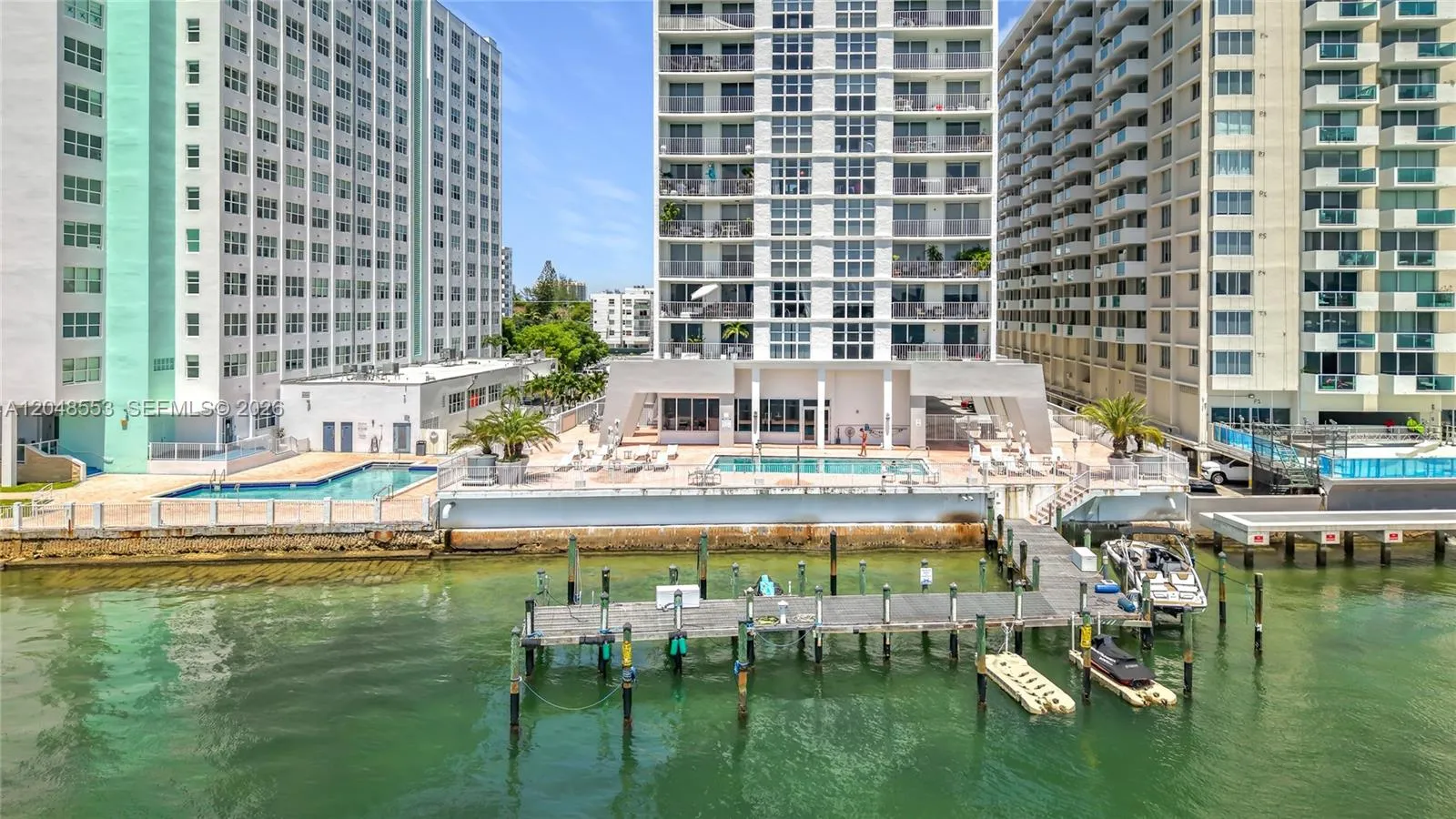 Foto de propiedad en 1228 West Avenue 208, Miami Beach, FL 33139 Miami Beach con MLS# 