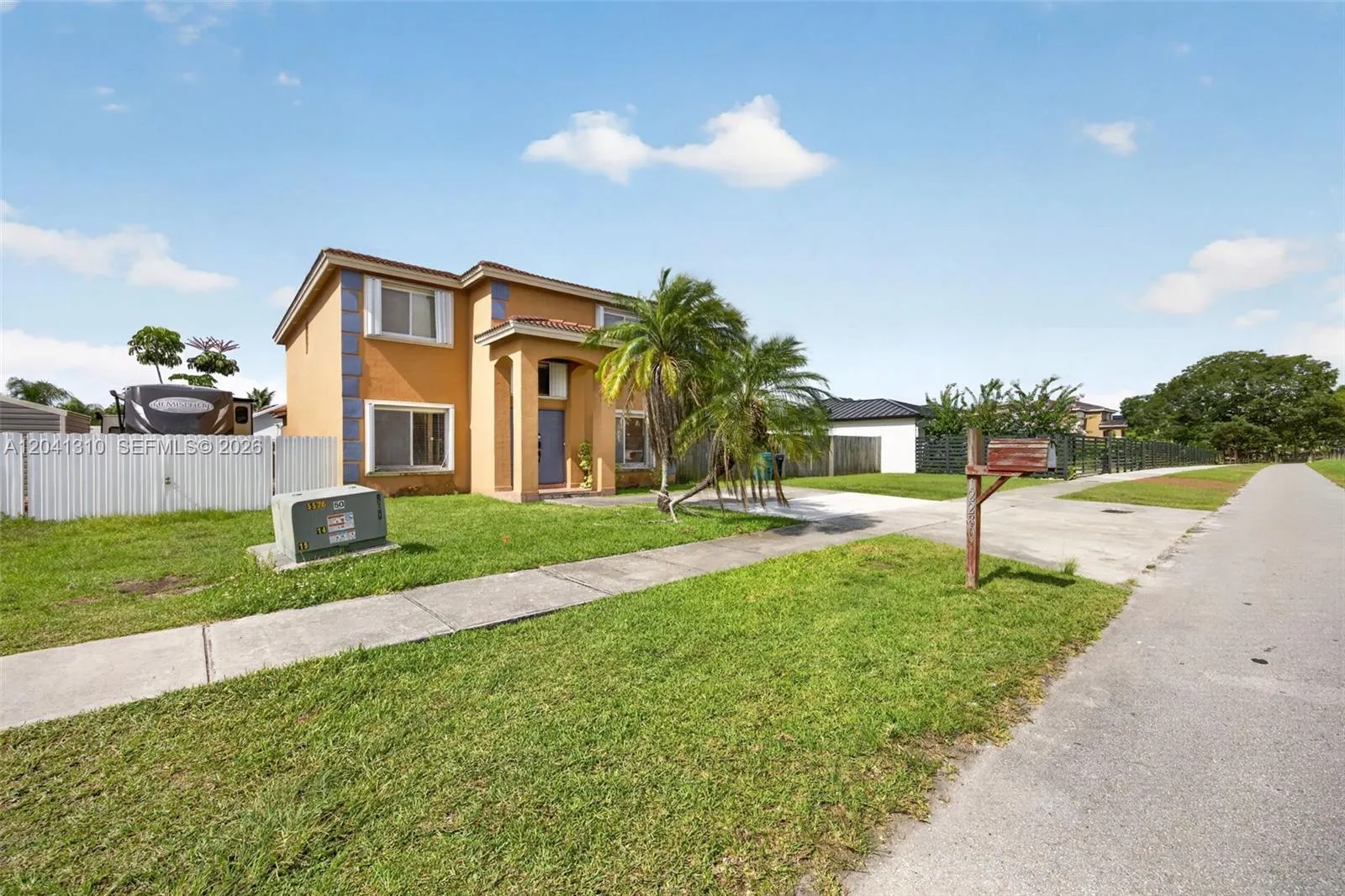 Vendido 12280 SW 251st Terrace, Homestead, FL 33032, Homestead, FL 33032