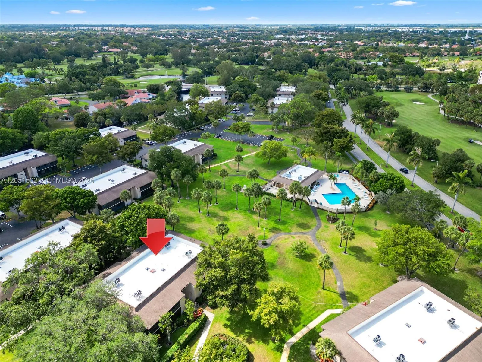 Foto de propiedad en 123 Deer Creek Boulevard 203, Deerfield Beach, FL 33442 Deerfield Beach con MLS# 
