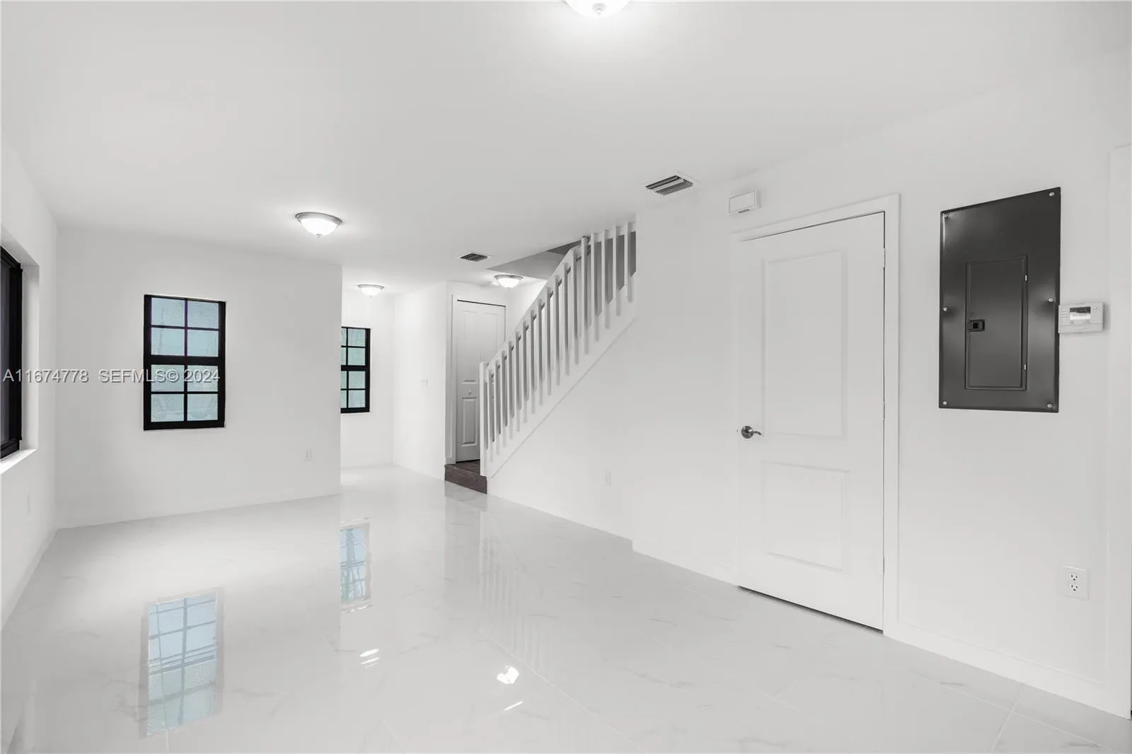 Foto de propiedad en 1231 NW 9th Avenue 1231, Florida City, FL 33034 Florida City con MLS# 