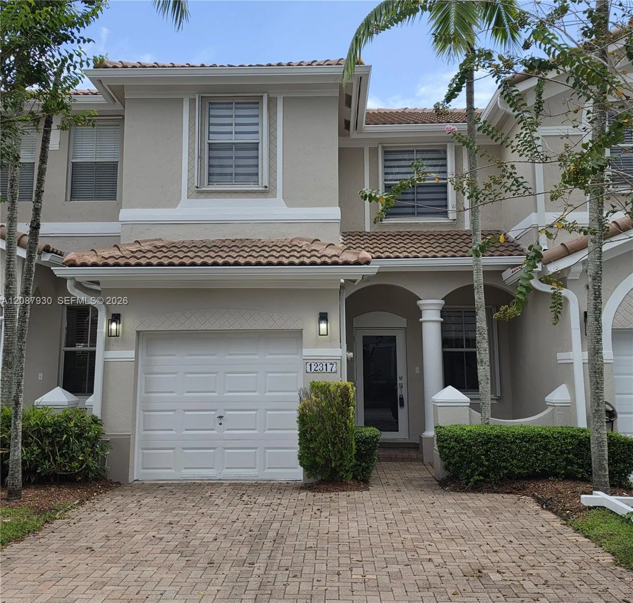 En Venta 12317 SW 124th Court, Miami, FL 33186, Miami, FL 33186