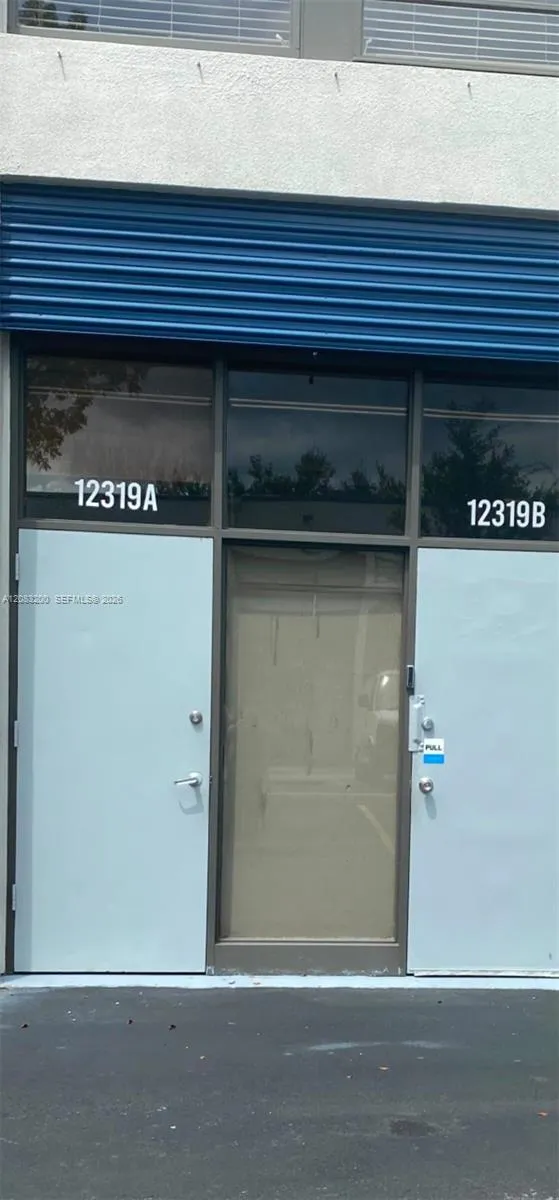 En Renta 12319 SW 132nd Court 10, Miami, FL 33186, Miami, FL 33186