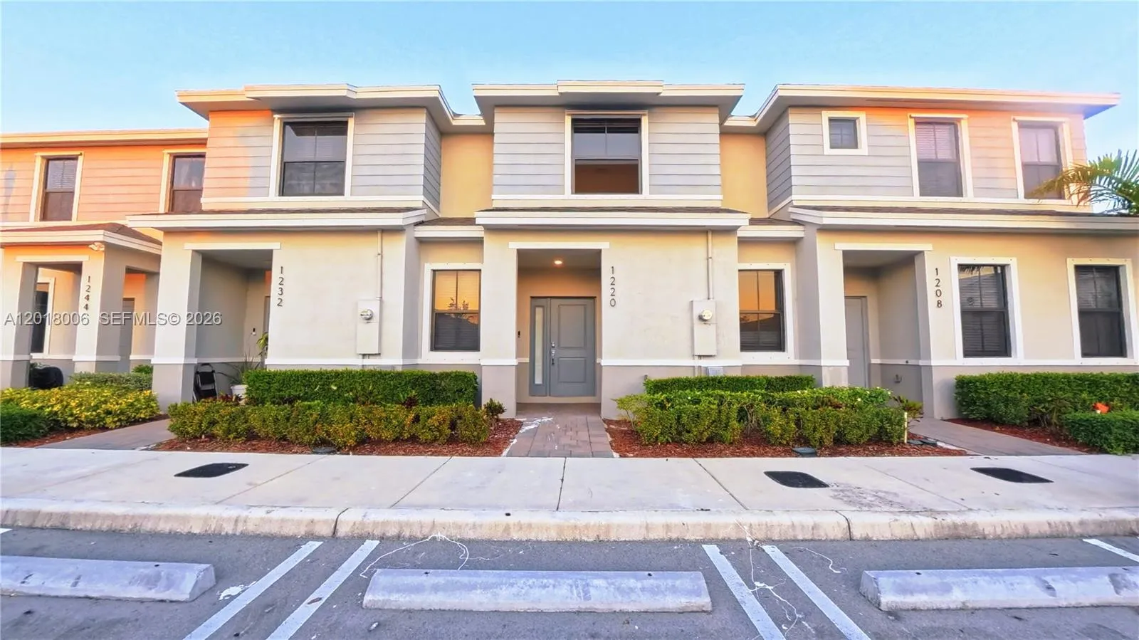 Vendido 1232 NE 5th Court, Florida City, FL 33034, Florida City, FL 33034