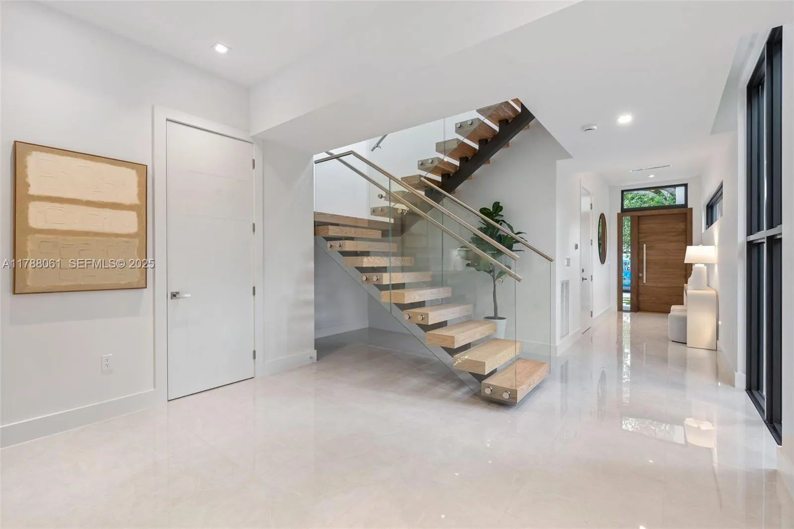 Vendido 1233 SW 13th Avenue A, Miami, FL 33135, Miami, FL 33135