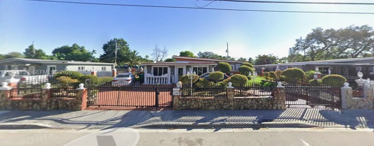 Vendido 12425 NW 22nd Avenue, Miami, FL 33167, Miami, FL 33167