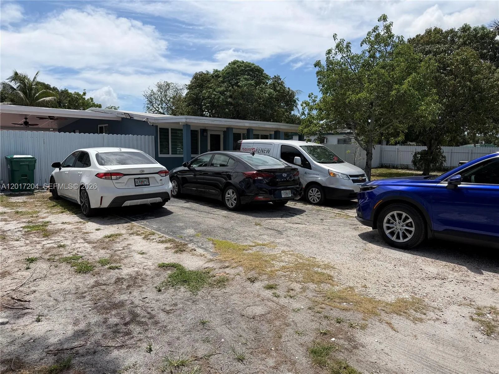 Vendido 12455 W Randall Park Drive, Miami, FL 33167, Miami, FL 33167