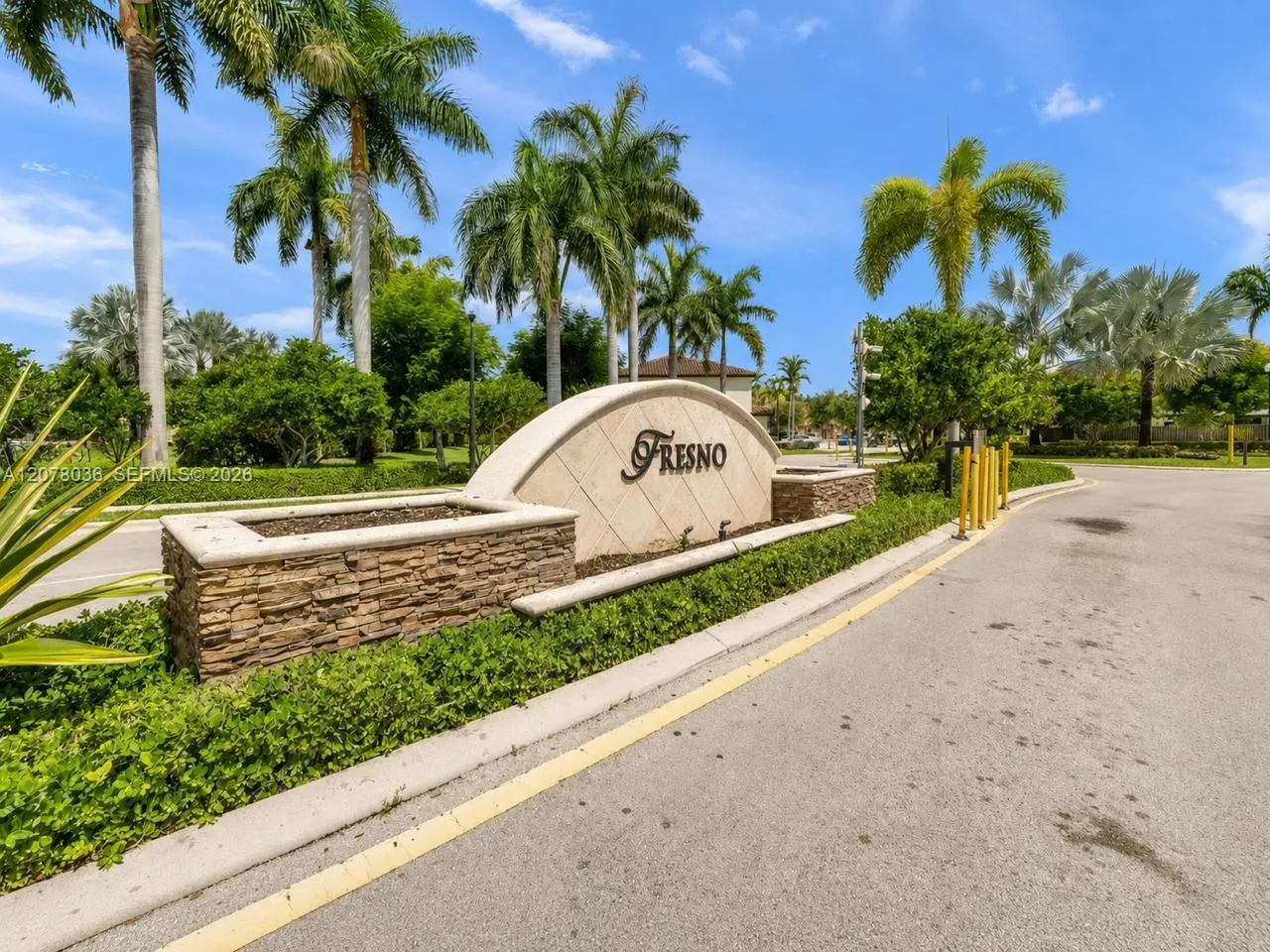 Foto de propiedad en 125 SE 34th Terrace 125, Homestead, FL 33033 Homestead con MLS# 