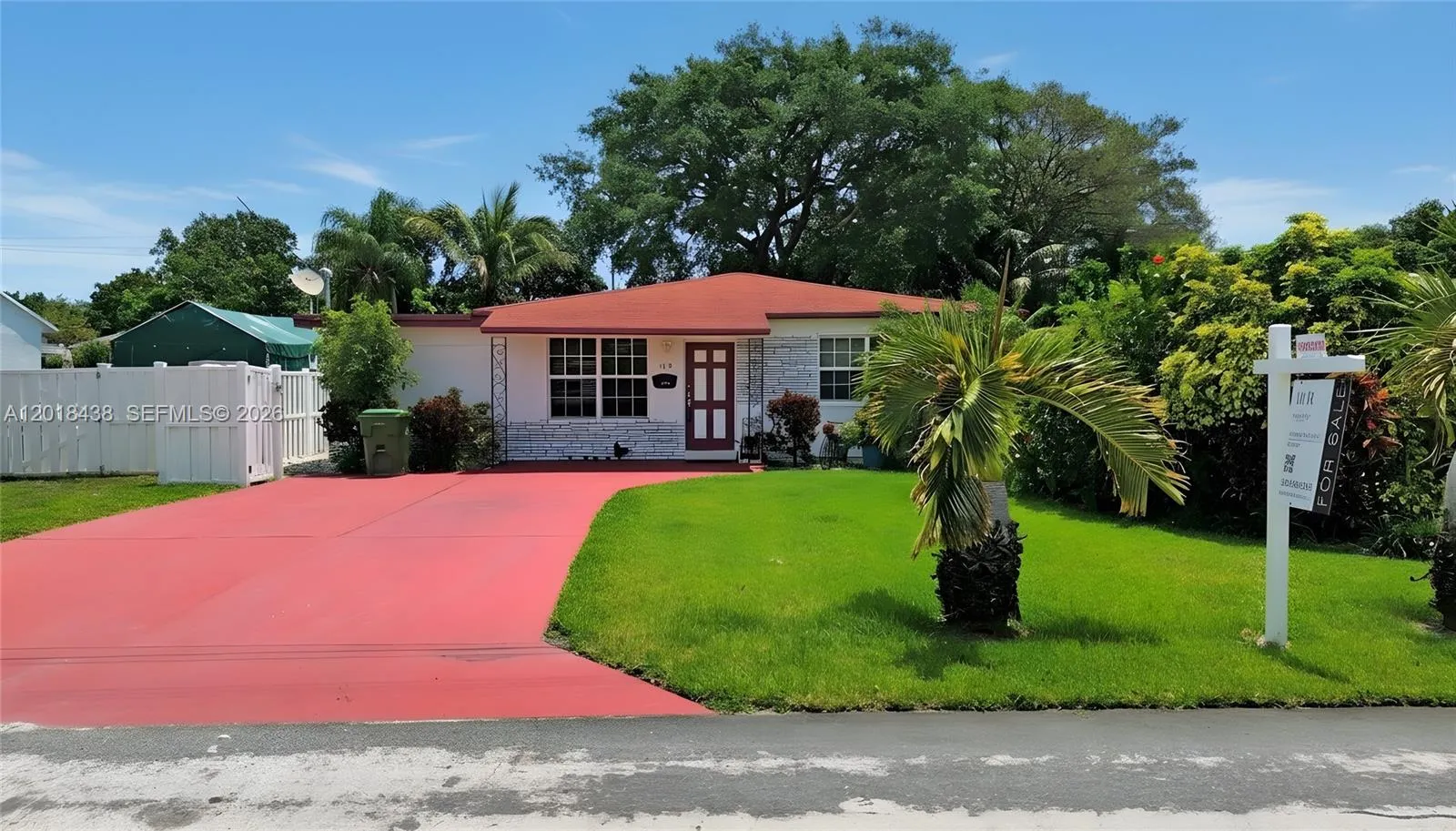 Vendido 125 SW 3rd Avenue, Hallandale Beach, FL 33009, Hallandale Beach, FL 33009