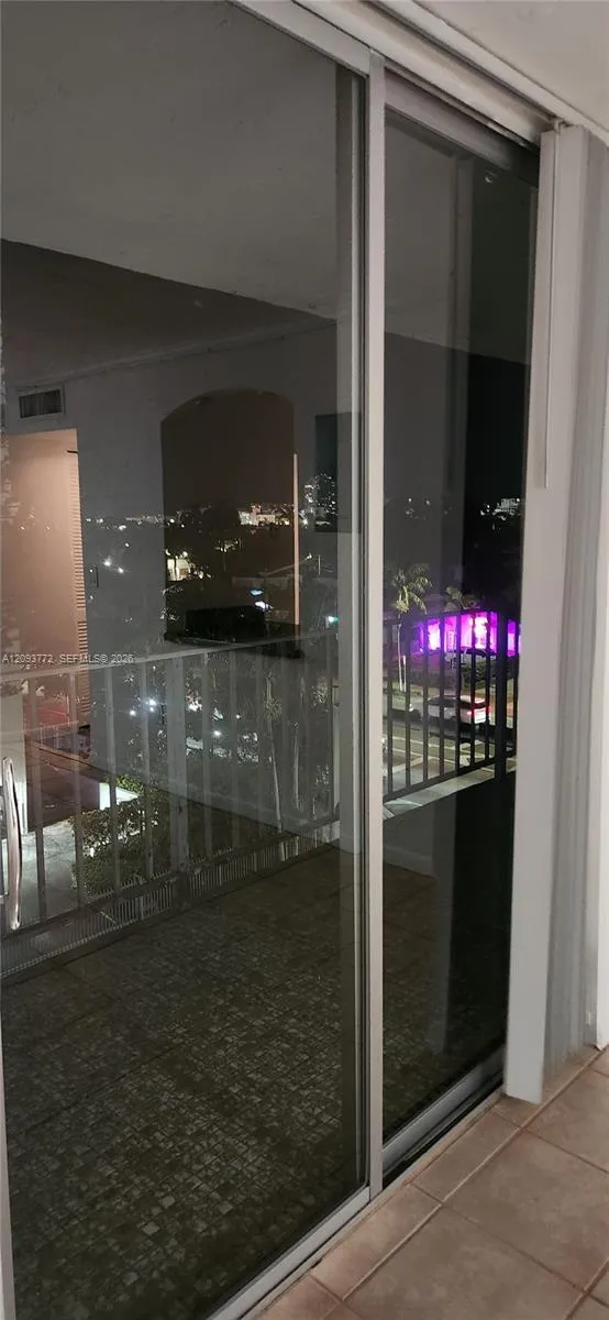 En Venta 1250 Alton Road 5B, Miami Beach, FL 33139, Miami Beach, FL 33139