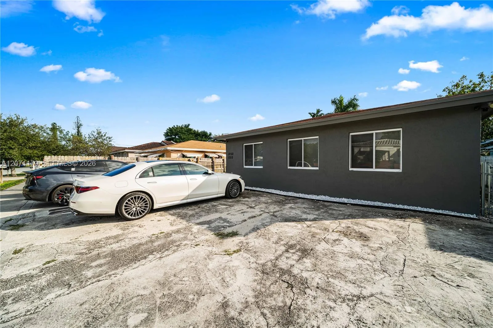 Foto de propiedad en 1250 NE 110th Street 1250, Miami, FL 33161 Miami con MLS# 
