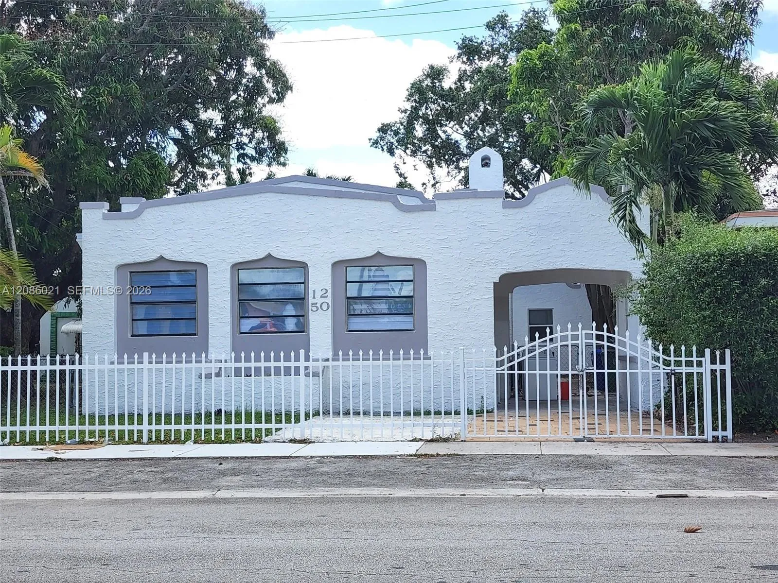 En Venta 1250 NW 55th Street, Miami, FL 33142, Miami, FL 33142