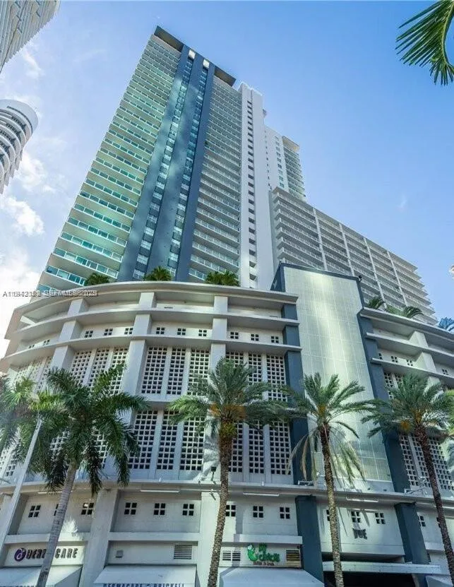Foto de propiedad en 1250 S Miami Avenue 2006, Miami, FL 33130 Miami con MLS# 