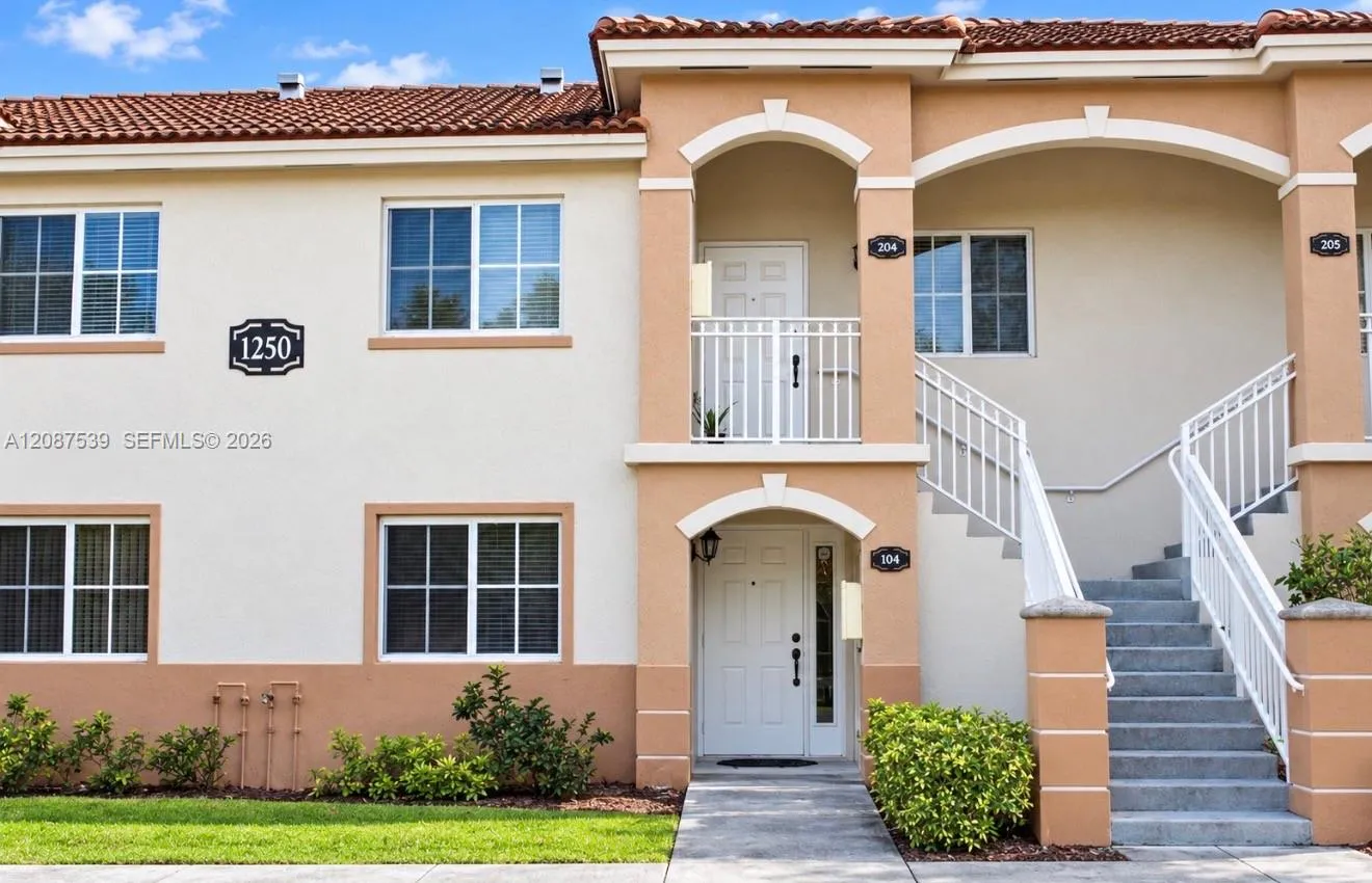 En Venta 1250 SE 28th Court 204, Homestead, FL 33035, Homestead, FL 33035