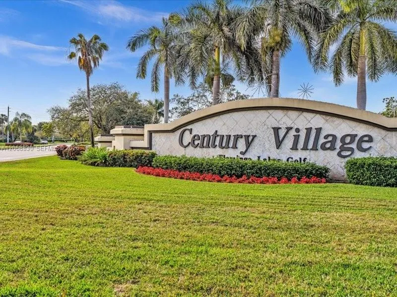 En Venta 12500 SW 5th Court 208M, Pembroke Pines, FL 33027, Pembroke Pines, FL 33027